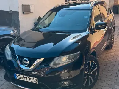 Gebraucht Nissan X-Trail 360º 131 PS (96 kW) 2015 Schwarz SUV