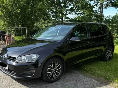 Gebraucht VW Golf VII Allstar 110 PS (80 kW) 2017 Schwarz Limousine