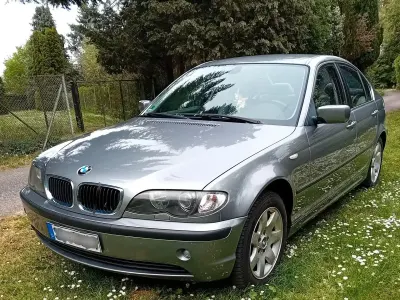 Gebraucht BMW 325 Sport Line 192 PS (141 kW) 2004 Grau Limousine