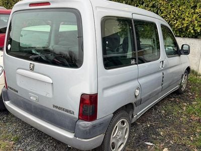 Gebraucht Peugeot Partner 108 PS (79 kW) 2002 Silber Van / Kleinbus