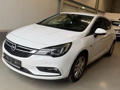 Gebraucht Opel Astra Innovation 200 PS (147 kW) 2016 Weiß Limousine