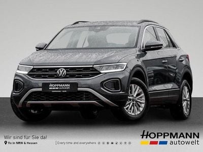 Usata VW T-Roc Life 110 CV (80 kW) 2023 Grigio SUV
