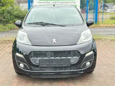 Gebraucht Peugeot 107 Envy 68 PS (50 kW) 2012 Schwarz Kleinwagen