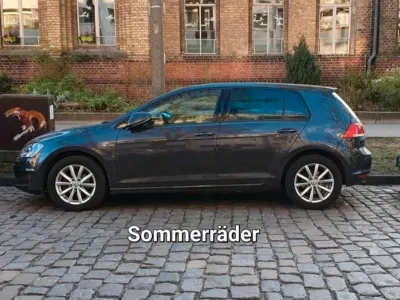 Gebraucht VW Golf VII 110 PS (80 kW) 2015 Grau Limousine