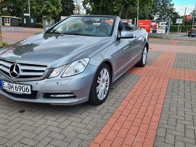 Mercedes E200
