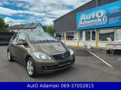 Gebraucht Mercedes A160 95 PS (69 kW) 2011 Braun Kleinwagen