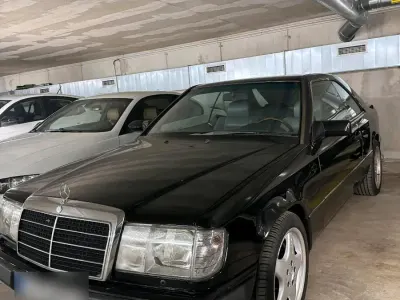 Gebraucht Mercedes E300 1989 Schwarz Coupé