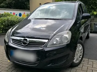 Gebraucht Opel Zafira Comfort 115 PS (84 kW) 2010 Schwarz Van / Kleinbus