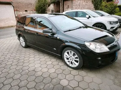 Używany Opel Astra OPC 180 KM (132 kW) 2008 Czarny Kombi