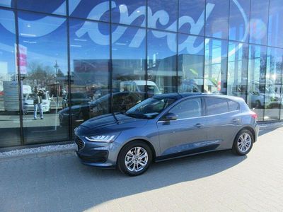 Używany Ford Focus Titanium 125 KM (91 kW) 2024 Niebieski Sedan/Limuzyna