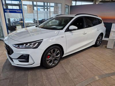 Neu Ford Focus ST-Line 125 PS (91 kW) 2026 Weiß Limousine