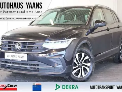 Gebraucht VW Tiguan Active 150 PS (110 kW) 2022 Schwarz SUV