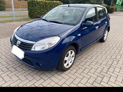Gebraucht Dacia Sandero 75 PS (55 kW) 2009 Blau Kleinwagen