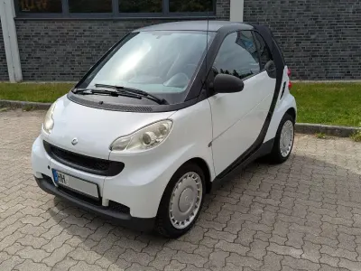 Używany Smart ForTwo Coupé Pure 61 KM (44 kW) 2009 Biały Coupe