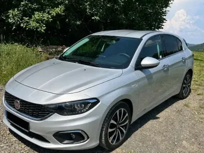 Gebraucht Fiat Tipo Lounge 120 PS (88 kW) 2016 Silber Limousine