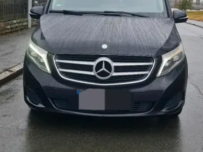 Gebraucht Mercedes V220 163 PS (119 kW) 2016 Schwarz Van / Kleinbus
