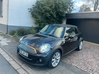 Gebraucht Mini Cooper Cabriolet 122 PS (89 kW) 2015 Andere farben Cabrio