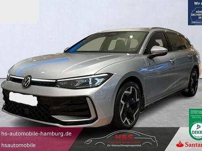 Gebraucht VW Passat R-line 193 PS (141 kW) 2024 Oyster silver Kombi