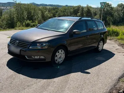 Gebraucht VW Passat 140 PS (102 kW) 2013 Braun Kombi