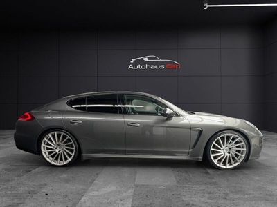 Porsche Panamera 4S