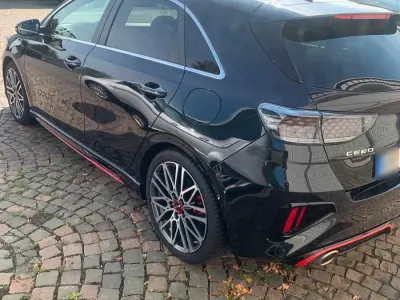 Gebraucht Kia Ceed GT GT 204 PS (150 kW) 2022 Schwarz Limousine