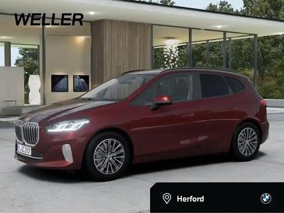 Gebraucht BMW 220 Active Tourer Luxury Line 156 PS (114 kW) 2025 Piemontrot (rot) Van / Kleinbus