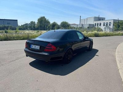 Mercedes E320