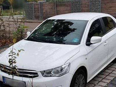 Weiß Gebraucht 2013 Citroën C-Elysee I Limousine | 6.500 €