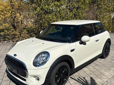 Usata Mini ONE 102 CV (75 kW) 2017 Bianco Utilitaria