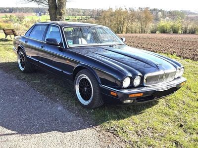 Gebraucht Jaguar X300 Executive 211 PS (155 kW) 1996 Blau Limousine