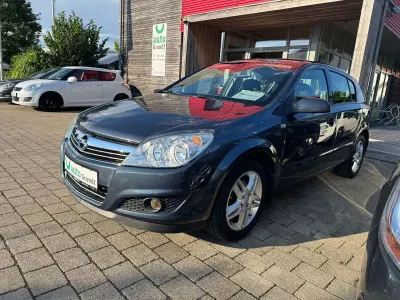 Gebraucht Opel Astra Edition 90 PS (66 kW) 2007 Metro m2 Limousine