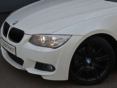 gebraucht BMW 330 d Coupé M Sport Edition*White&Black/Schalter!