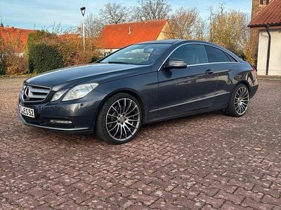 Gebraucht Mercedes E350 231 PS (169 kW) 2011 Grau Coupé