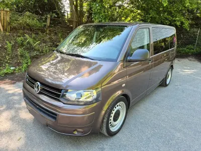 Gebraucht VW Multivan 101 PS (74 kW) 2013 Braun Van / Kleinbus
