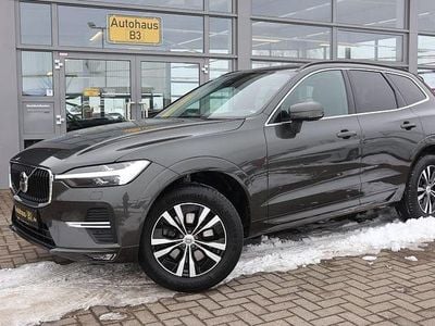 Grau Gebraucht 2022 Volvo XC60 Momentum SUV | 26.480 € (Guter Preis)