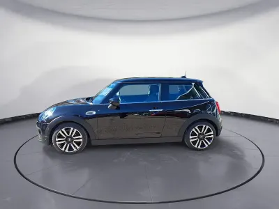 Używany Mini Cooper 136 KM (100 kW) 2020 Czarny Hatchback