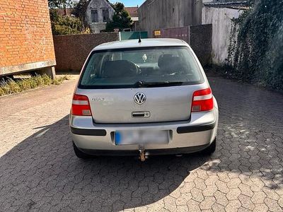 Usata VW Golf IV 75 CV (55 kW) 2003 Argento Utilitaria