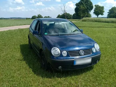 Gebraucht VW Polo 65 PS (47 kW) 2003 Blau Kleinwagen