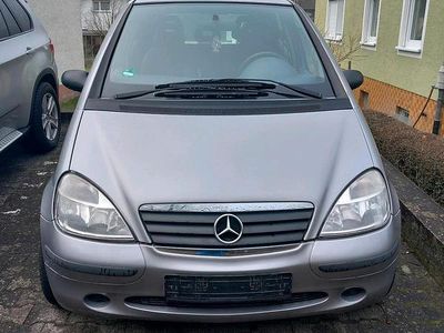 Gebraucht 2001 Mercedes A140 Kleinwagen | 650 €