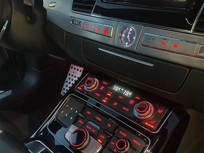 Audi A8L