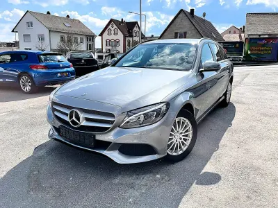 Gebraucht Mercedes C180 156 PS (114 kW) 2015 Silber Kombi