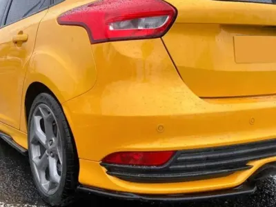 Gebraucht Ford Focus Trend 95 PS (69 kW) 2015 Orange Limousine