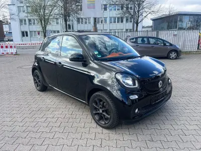 Gebraucht Smart ForFour 71 PS (52 kW) 2015 Schwarz Kleinwagen