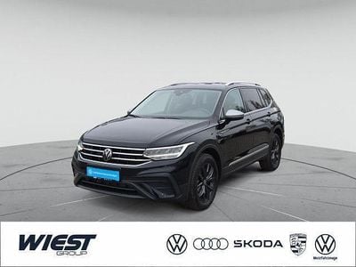 Deep black perleffekt Neu 2025 VW Tiguan Allspace Life SUV | 42.980 € (Etwas zu teuer)