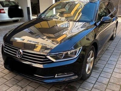 Gebraucht VW Passat Comfortline 150 PS (110 kW) 2018 Schwarz Kombi