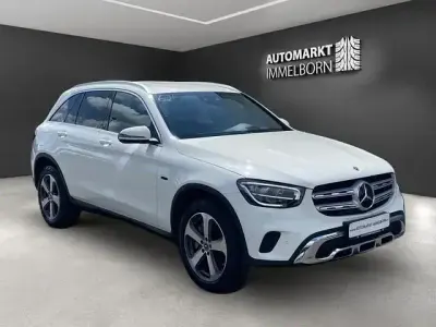 Gebraucht Mercedes GLC300de 306 PS (225 kW) 2021 Polarweiss SUV