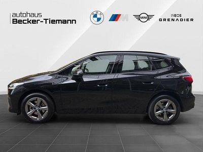 Gebraucht BMW 220 Active Tourer Efficient Dynamics 156 PS (114 kW) 2025 Saphirschwarz Van / Kleinbus