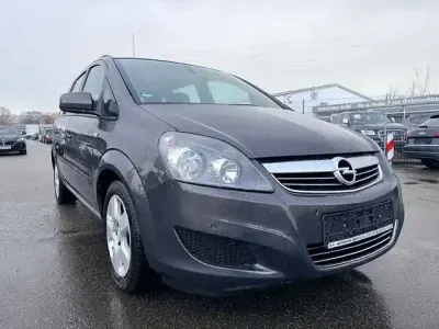Gebraucht Opel Zafira Family 110 PS (80 kW) 2013 Grau Van / Kleinbus