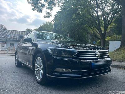 Schwarz Gebraucht 2016 VW Passat Highline Kombi | 15.000 € (Fairer Preis)