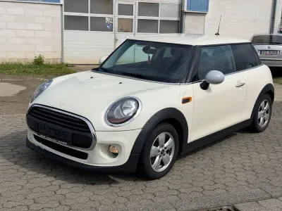 Gebraucht Mini ONE 102 PS (75 kW) 2016 Weiß Kleinwagen